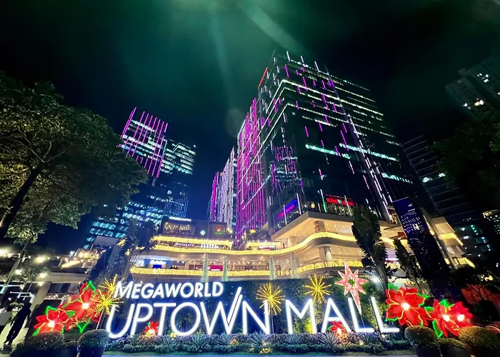 Apartment Free Welcome Breakfast, Bgc 1br, 300mbps Fiber, Steps To Mitsukoshi & Uptown, 15j *